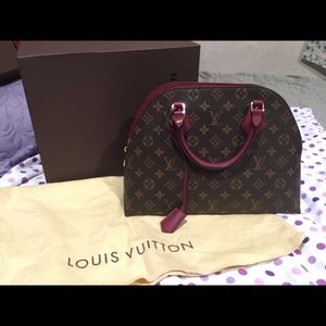 Louis Vuitton Alma bnb burgundy bag